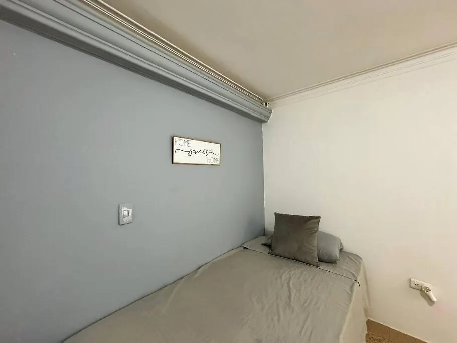 Apartamento Con Terraza Estadio Lägenhet Medellín