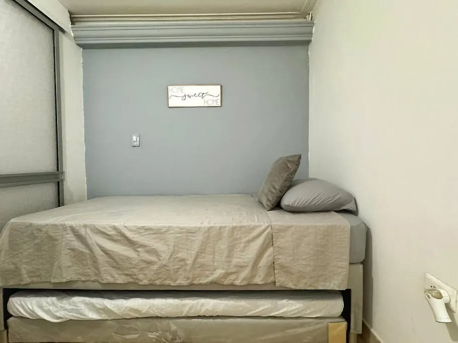 Apartamento Con Terraza Estadio Lägenhet Medellín