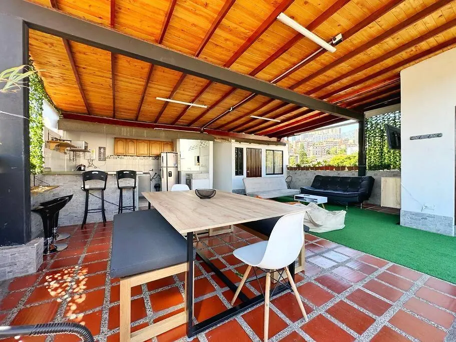 Apartamento Con Terraza Estadio Lägenhet Medellín