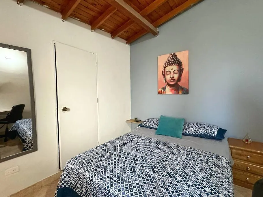 Apartamento Con Terraza Estadio Lägenhet Medellín Colombia
