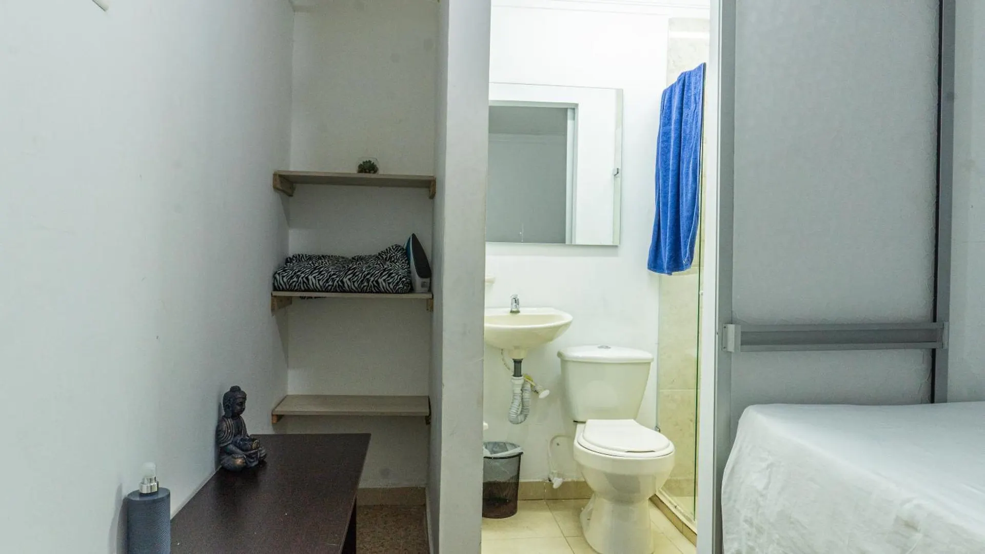 Apartamento Con Terraza Estadio Lägenhet Medellín