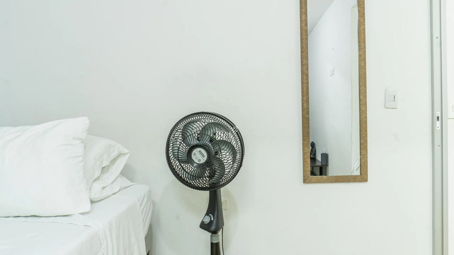 Apartamento Con Terraza Estadio Lägenhet Medellín